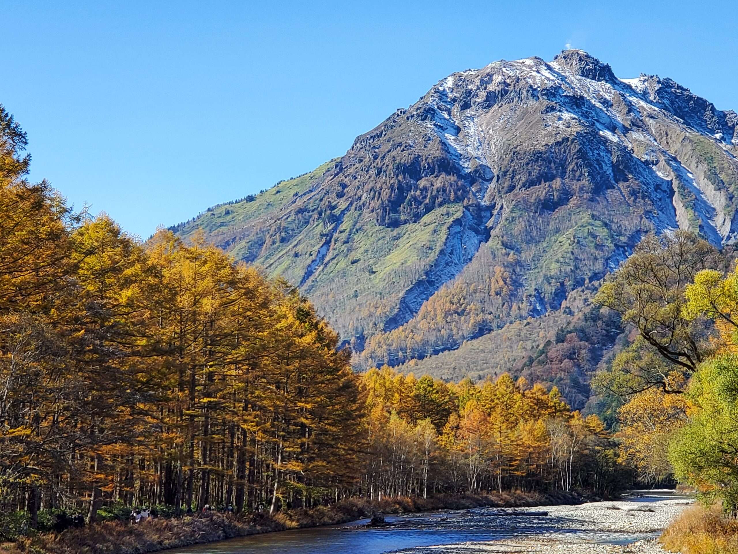 紅葉を見るなら五千尺ホテル上高地