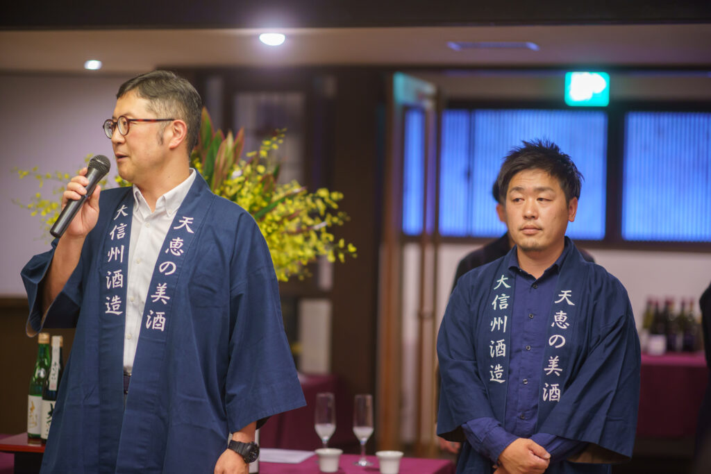 大信州酒造森本醸造長と小松氏
