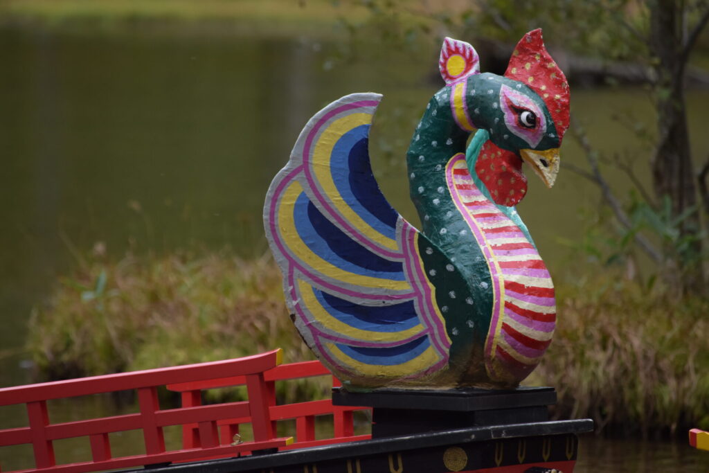 明神池の御船祭りの船