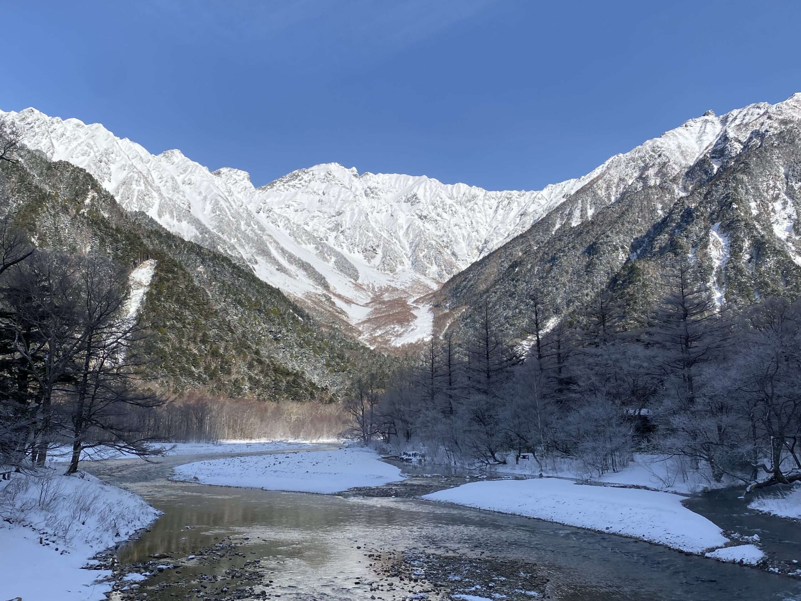 上高地　穂高連峰