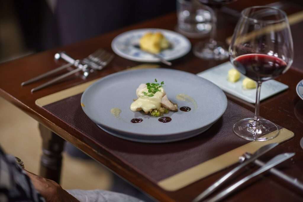 ナチュラルワイン　スペシャルディナーのポワソン